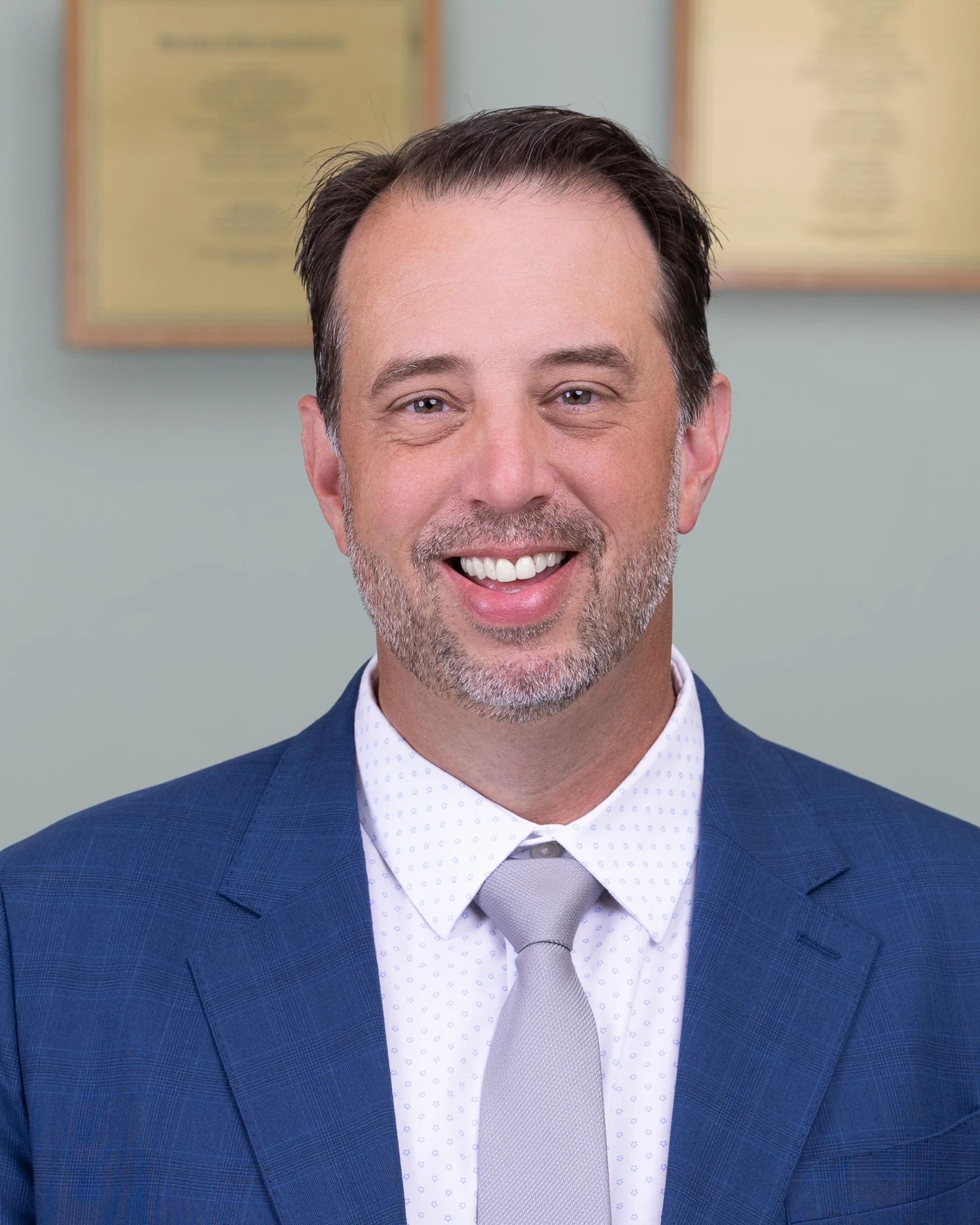 Sean Lewis, M.A. Chair | Music & Performing Arts Department Adjunct Professor of Music | CT Community Colleges (NW Campus) B.M. Keene State College (Music Education) M.A. Central Connecticut State University (Educational Leadership) Teaching Experience: 32 years