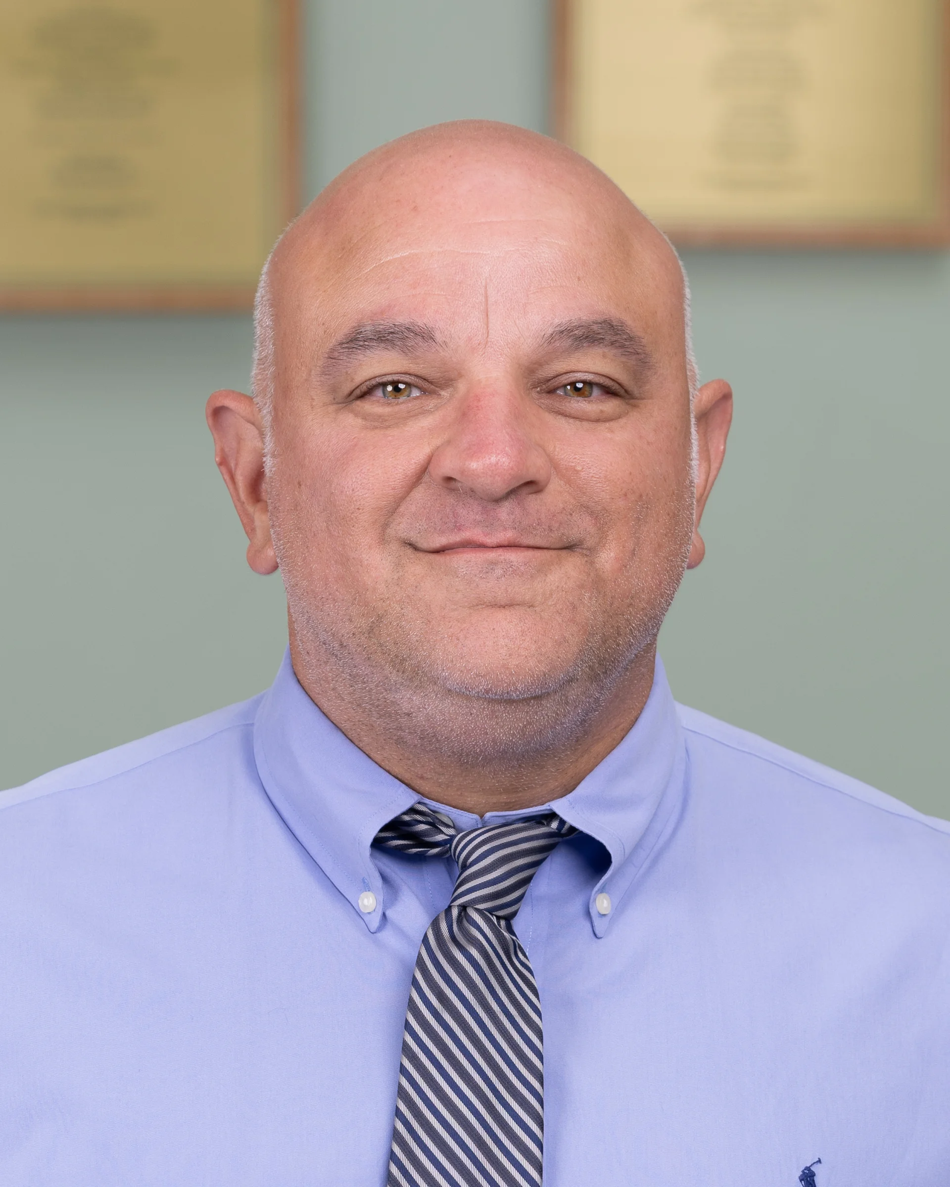 Thomas J. Pompei, M.A. Principal | Holy Cross High School B.A. Boston College (English) M.A. University of Bridgeport (Educational Leadership) Teaching Experience: 26 years