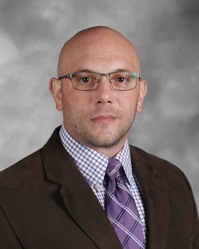 Chris Ciarleglio, Ph.D. `00  Director | Science Academy @ Holy Cross Instructor | Johns Hopkins University B.A. Swarthmore College (Biology | Ancient History) Ph.D. Vanderbilt University (Neuroscience) Postdoctoral Fellow | Vanderbilt University Fox Postdoctoral Fellow | Brown University Teaching Experience: 21 years  Meet the Director 